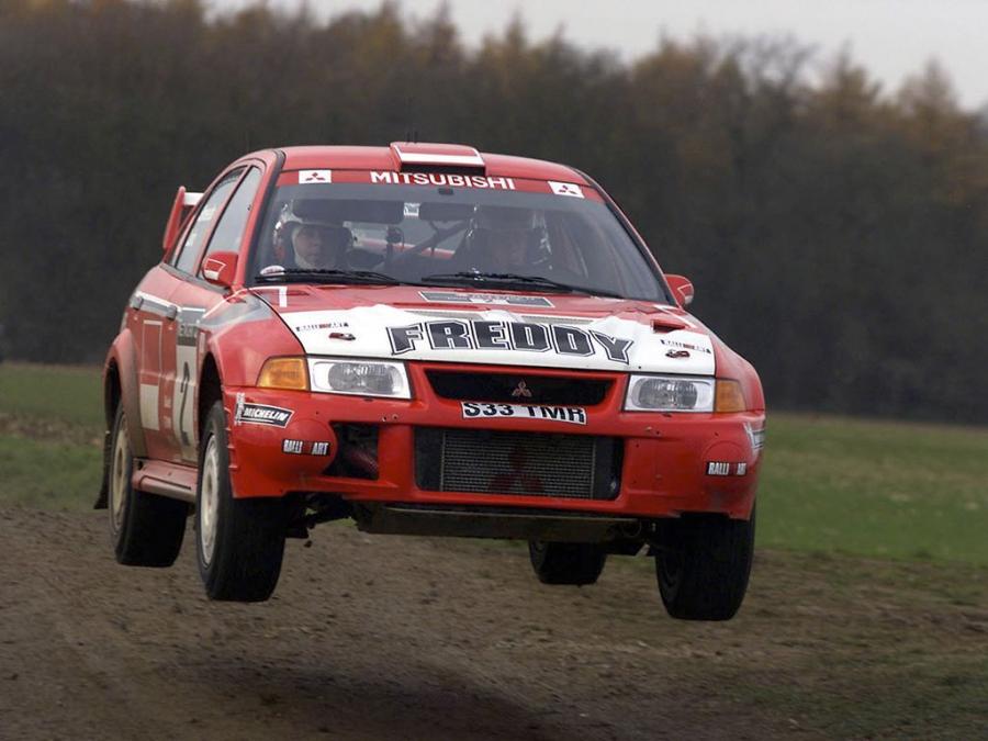  Mitsubishi Carisma GT Evolution VI Gr.A WRC 1999 года  (фото 4 из 6)